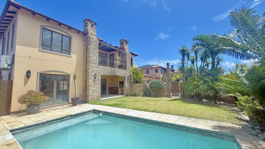 3 Bedroom Property for Sale in Summerstrand Eastern Cape